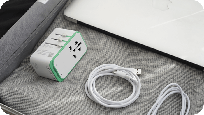 Roamr UniCharge Router: All-in-One Travel Charger & Secure Hotspot